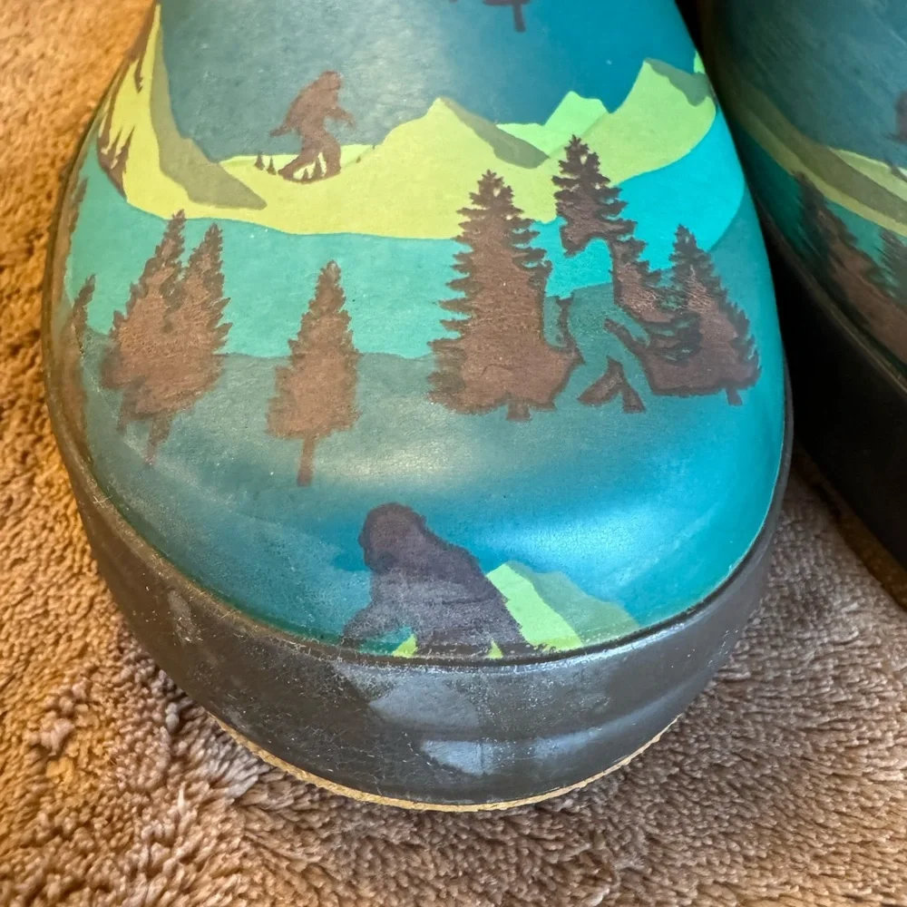 WESTERN CHIEF Find Bigfoot Kids Rainboots size 3